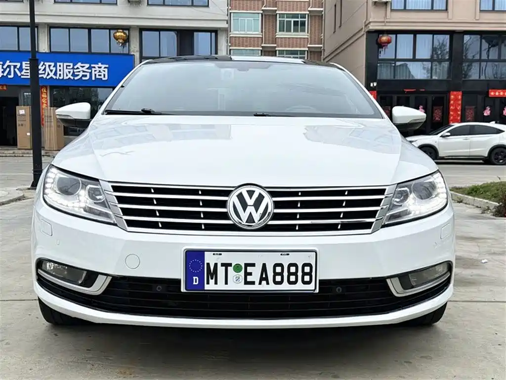 Volkswagen Volkswagen CC 2018 1.8TSI Luxury Edition 2018 - thumbnail 2