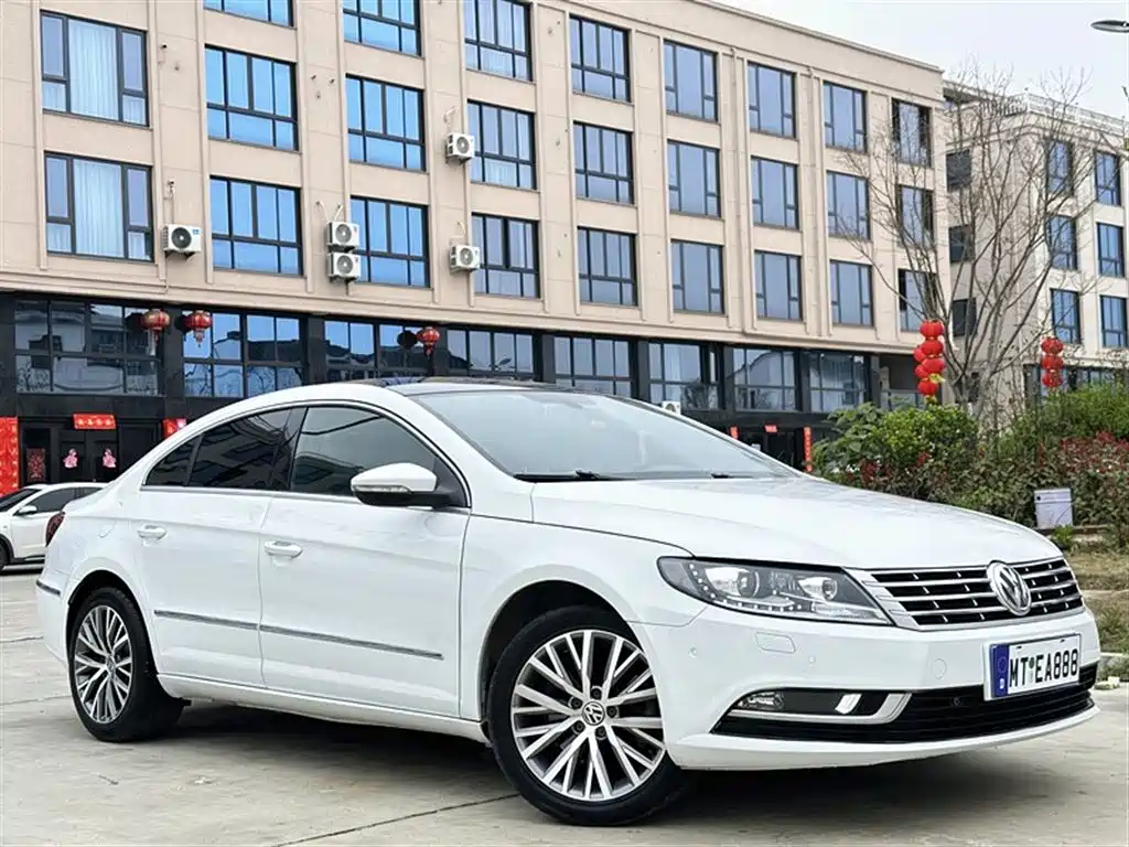 Volkswagen Volkswagen CC 2018 1.8TSI Luxury Edition 2018 - thumbnail 3