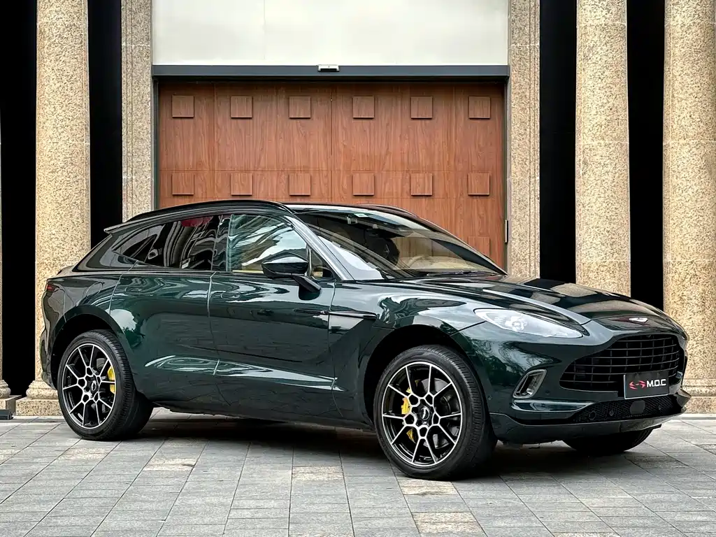 Aston Martin Aston Martin DBX 2020 4.0T V8 2021 - thumbnail 3