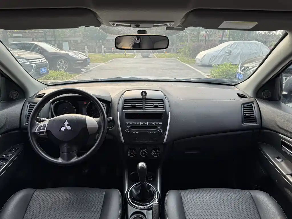 Mitsubishi Mitsubishi ASX 2013 1.6L Manual 2WD Standard Edition 2015 - thumbnail 7