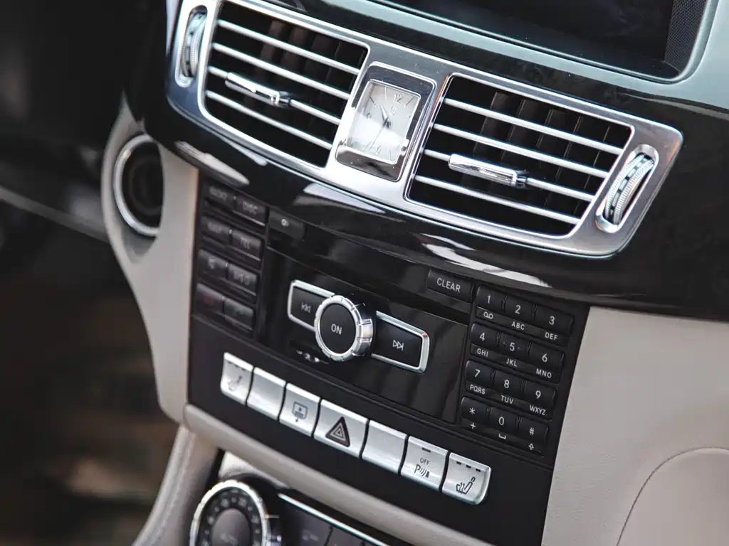 Mercedes-Benz Mercedes-Benz CLS 2012 CLS 300 CGI 2012 - thumbnail 11
