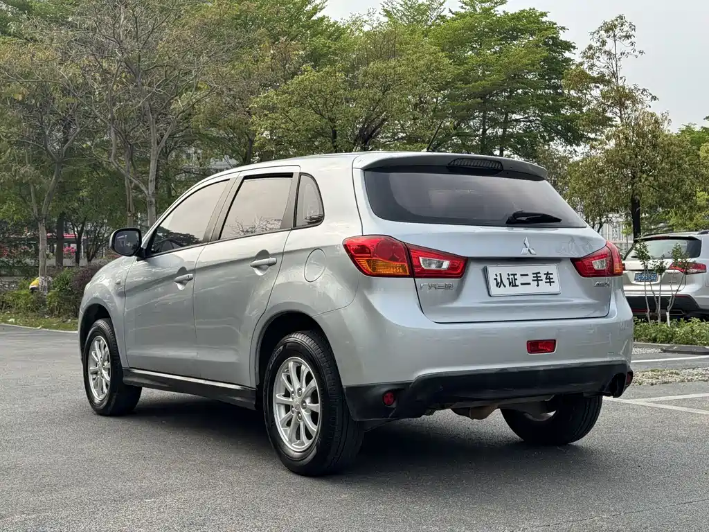 Mitsubishi Mitsubishi ASX 2013 1.6L Manual 2WD Standard Edition 2015 - thumbnail 23