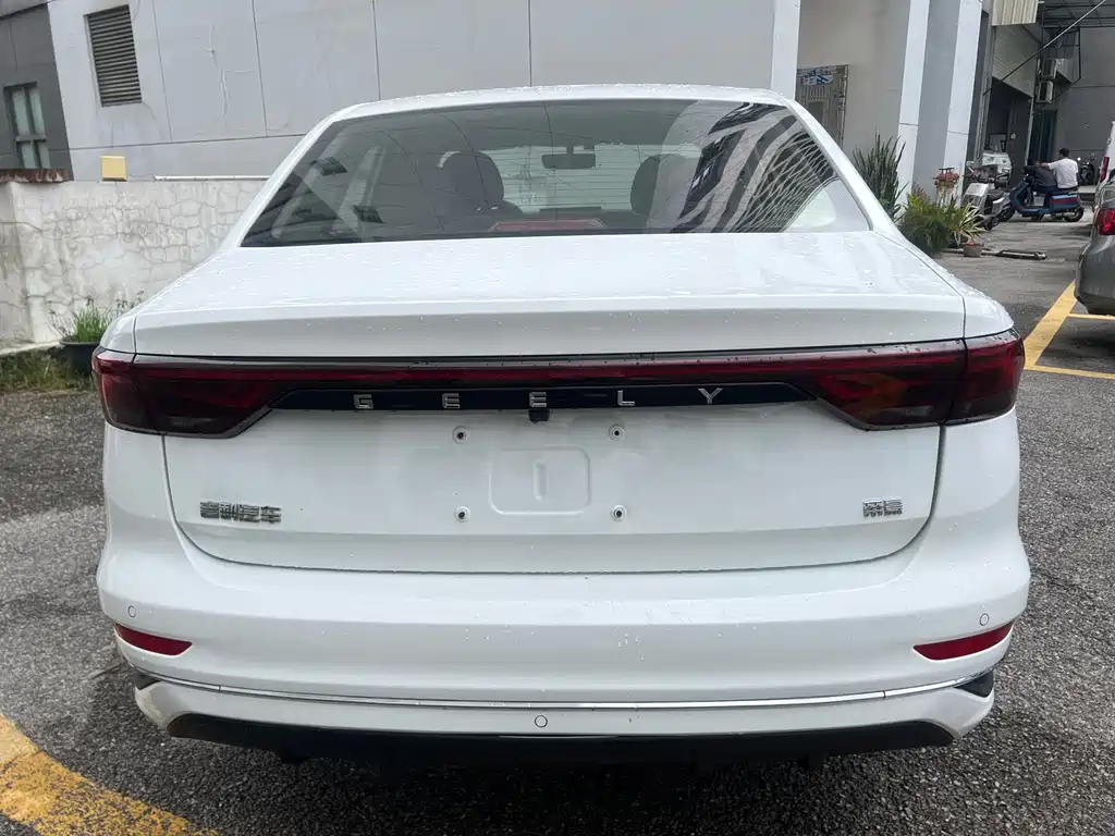 Geely Auto Geely Emgrand 2022 Model Year 4th Generation 1.5L CVT Flagship Edition 2021 - thumbnail 10