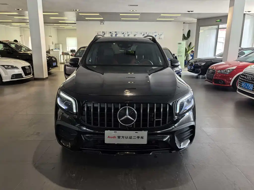 Mercedes-Benz Mercedes-AMG GLB 35 4MATIC 2021 Model Year Facelift 2022 - thumbnail 2