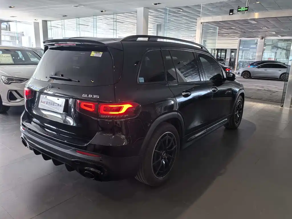 Mercedes-Benz Mercedes-AMG GLB 35 4MATIC 2021 Model Year Facelift 2022 - thumbnail 4