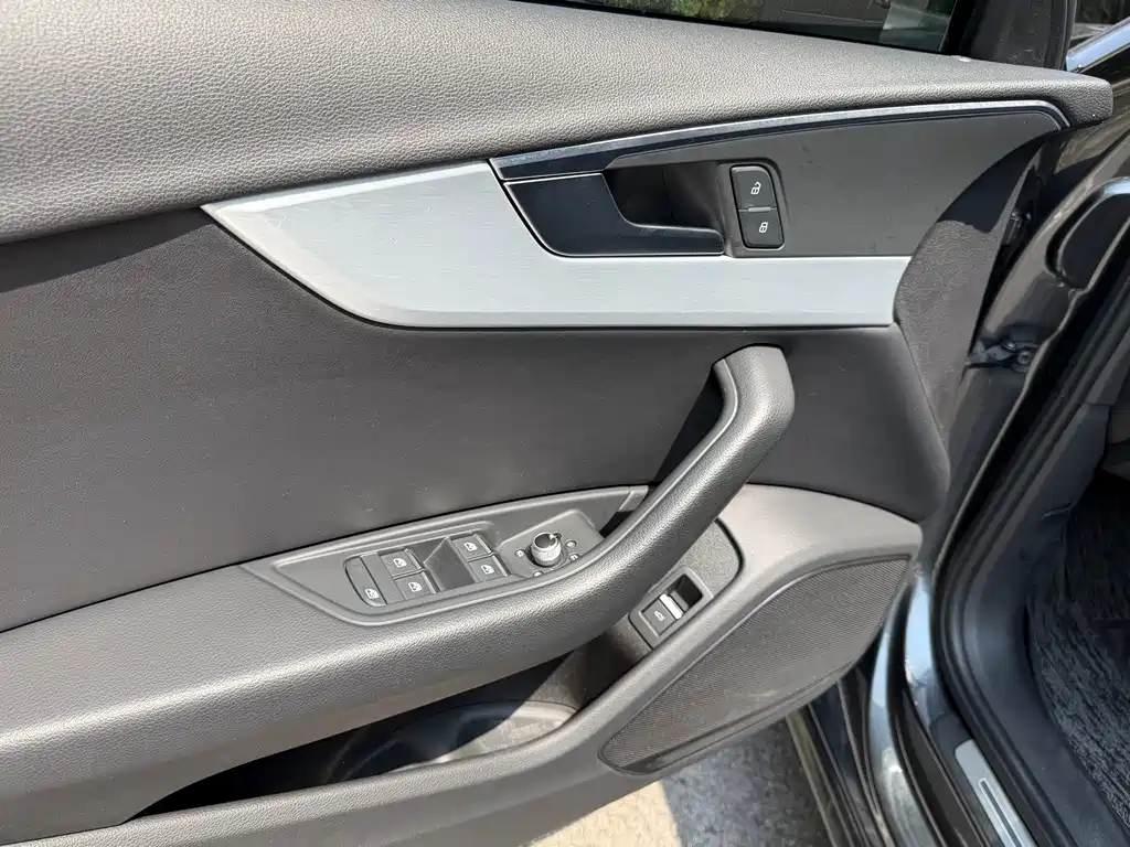 Audi Audi A4L 2021 40 TFSI Premium Life Edition 2021 - thumbnail 7