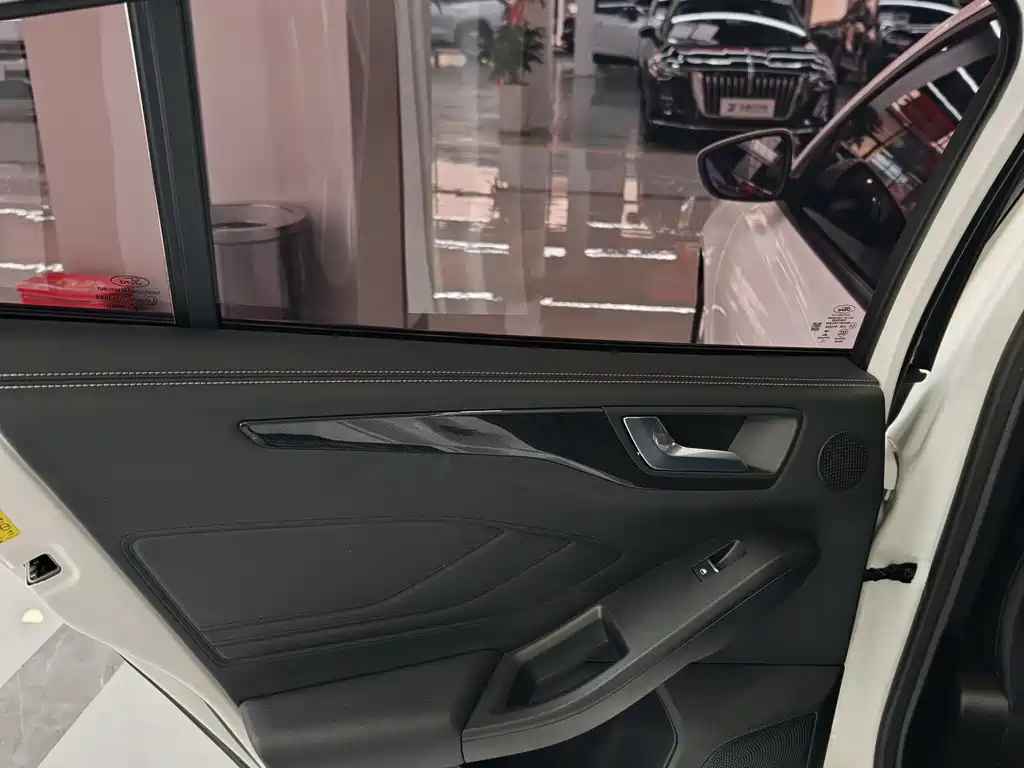 Ford Ford Focus 2021 Hatchback EcoBoost 180 Automatic Trend Edition 2022 - thumbnail 13