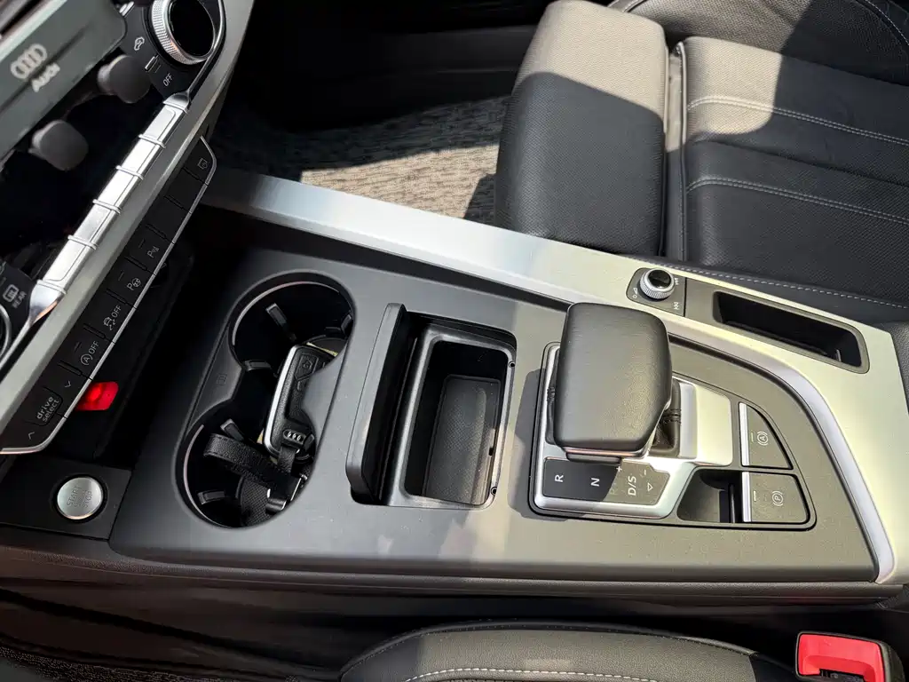 Audi Audi A4L 2021 40 TFSI Premium Life Edition 2021 - thumbnail 9
