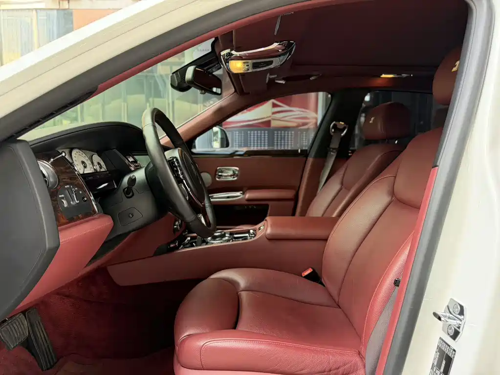 Rolls-Royce Ghost 2015 Series II Standard 2017 - thumbnail 7