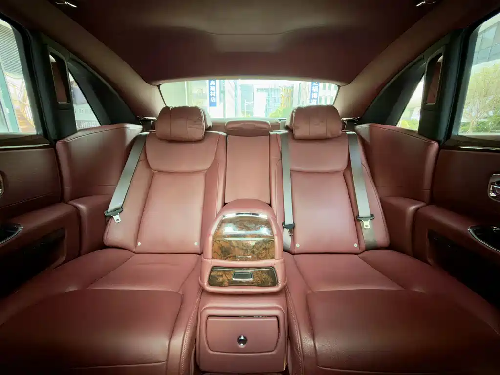 Rolls-Royce Ghost 2015 Series II Standard 2017 - thumbnail 12