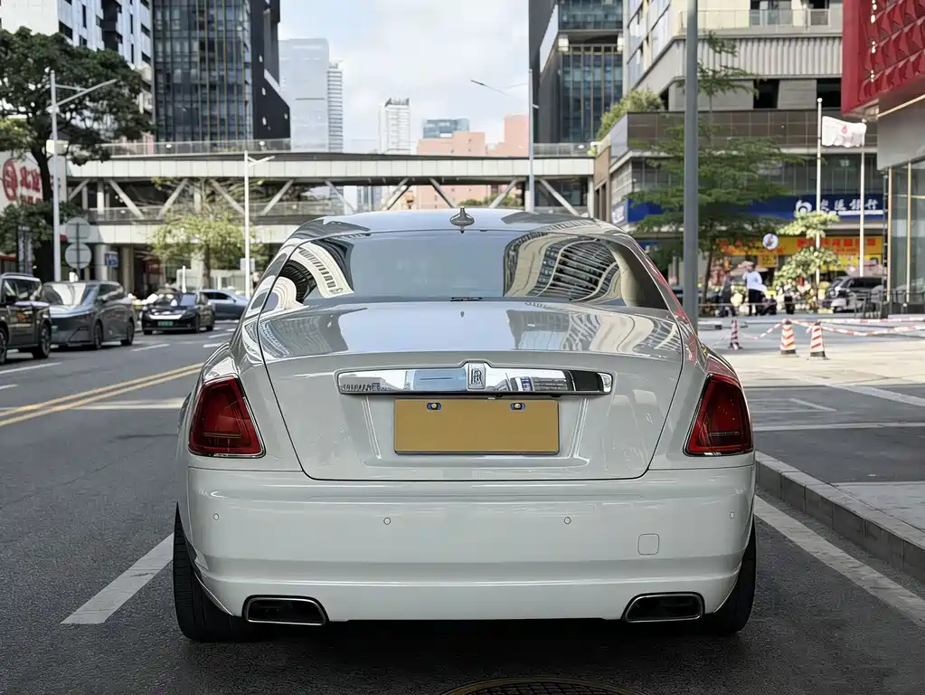 Rolls-Royce Ghost 2015 Series II Standard 2017 - thumbnail 16