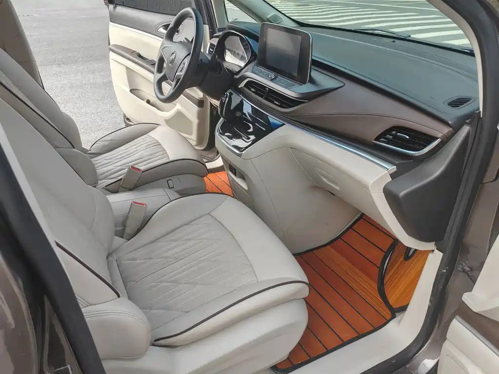 Buick Buick GL8 2023 Land Business Class Comfort Edition 2023 - thumbnail 4