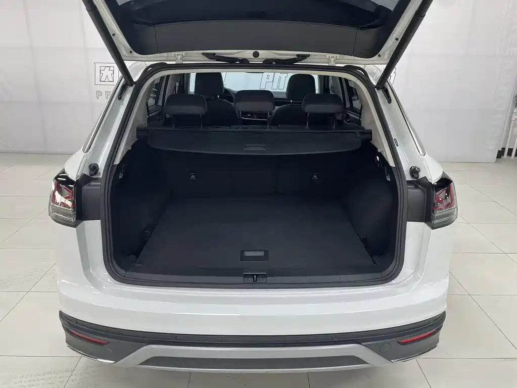 Volkswagen Tayron 2023 280TSI 2WD Luxury Plus Advanced Edition 2023 - thumbnail 12