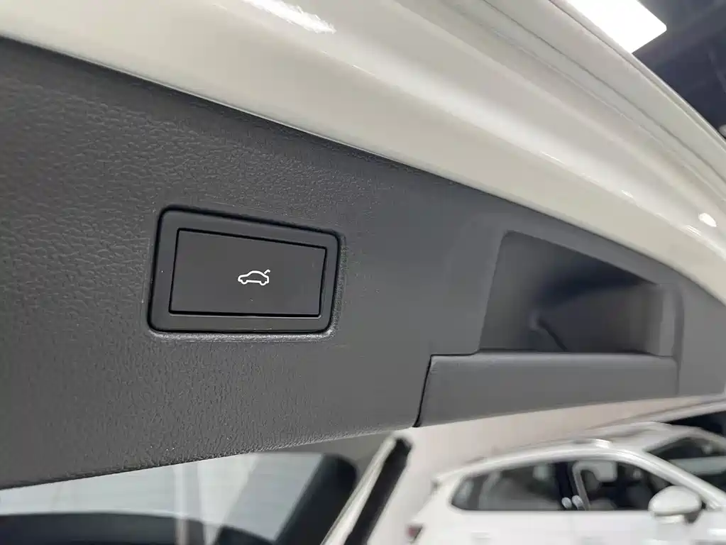 Volkswagen Tayron 2023 280TSI 2WD Luxury Plus Advanced Edition 2023 - thumbnail 17