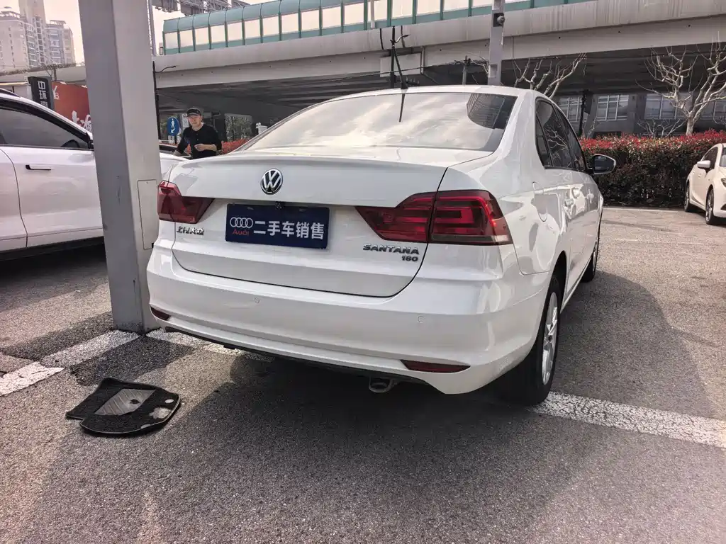 Volkswagen Volkswagen Santana 2016 1.6L Automatic Comfort Edition 2018 - thumbnail 4