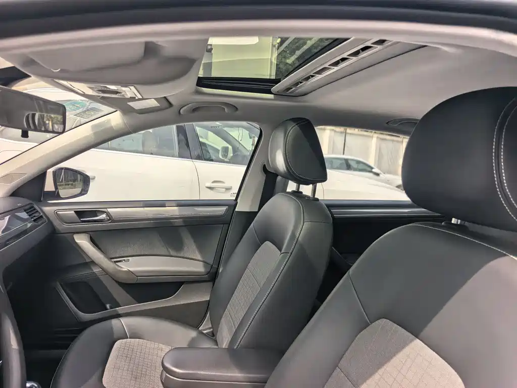 Volkswagen Volkswagen Santana 2016 1.6L Automatic Comfort Edition 2018 - thumbnail 10