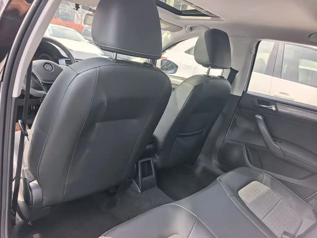 Volkswagen Volkswagen Santana 2016 1.6L Automatic Comfort Edition 2018 - thumbnail 16