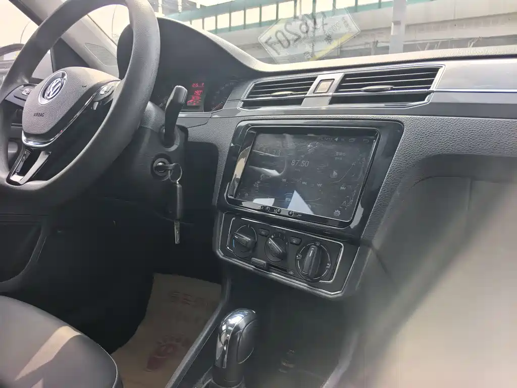 Volkswagen Volkswagen Santana 2016 1.6L Automatic Comfort Edition 2018 - thumbnail 23