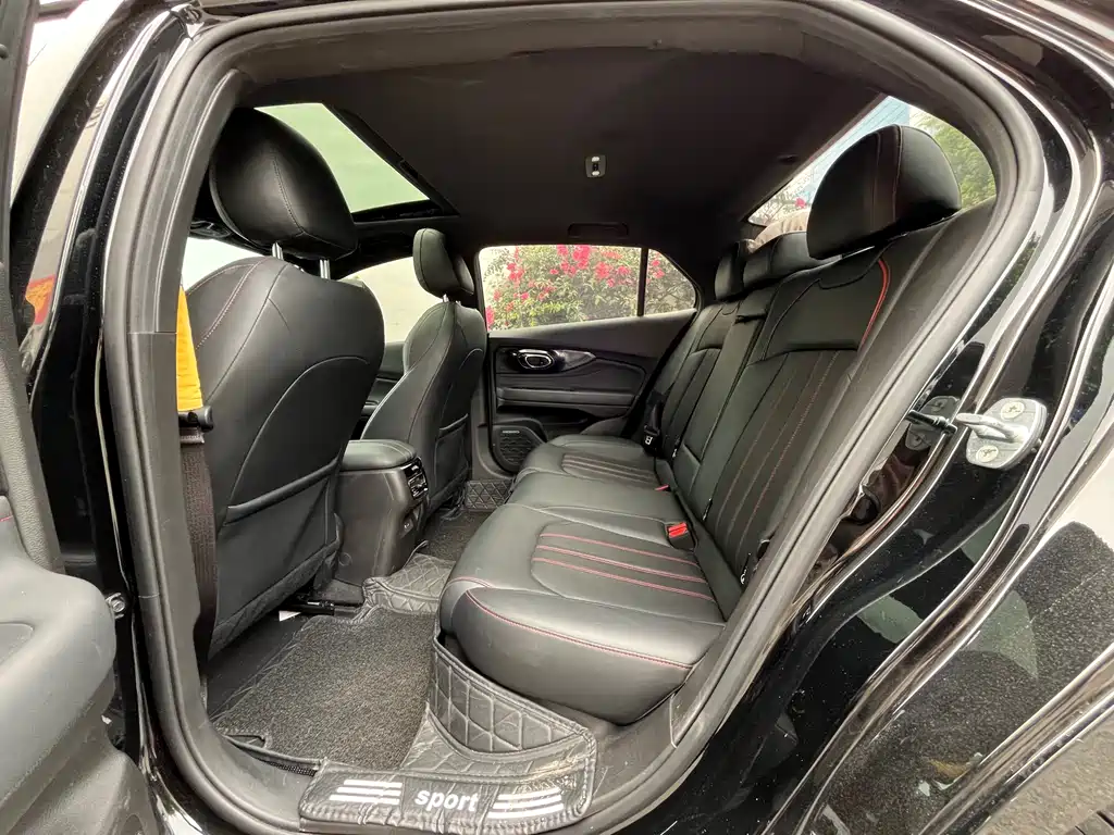 GAC Trumpchi Emperor 2023 270T DCT J15 Version 2023 - thumbnail 6