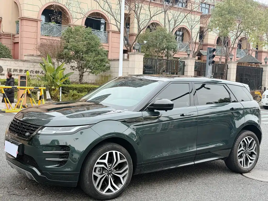 Land Rover Range Rover Evoque 2024 Range Rover Evoque L SE Prestige Light Edition 2025 - thumbnail 3