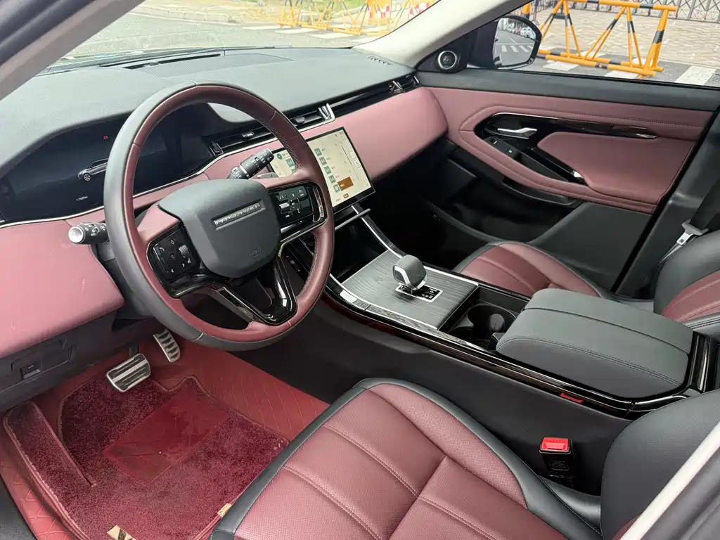 Land Rover Range Rover Evoque 2024 Range Rover Evoque L SE Prestige Light Edition 2025 - thumbnail 8