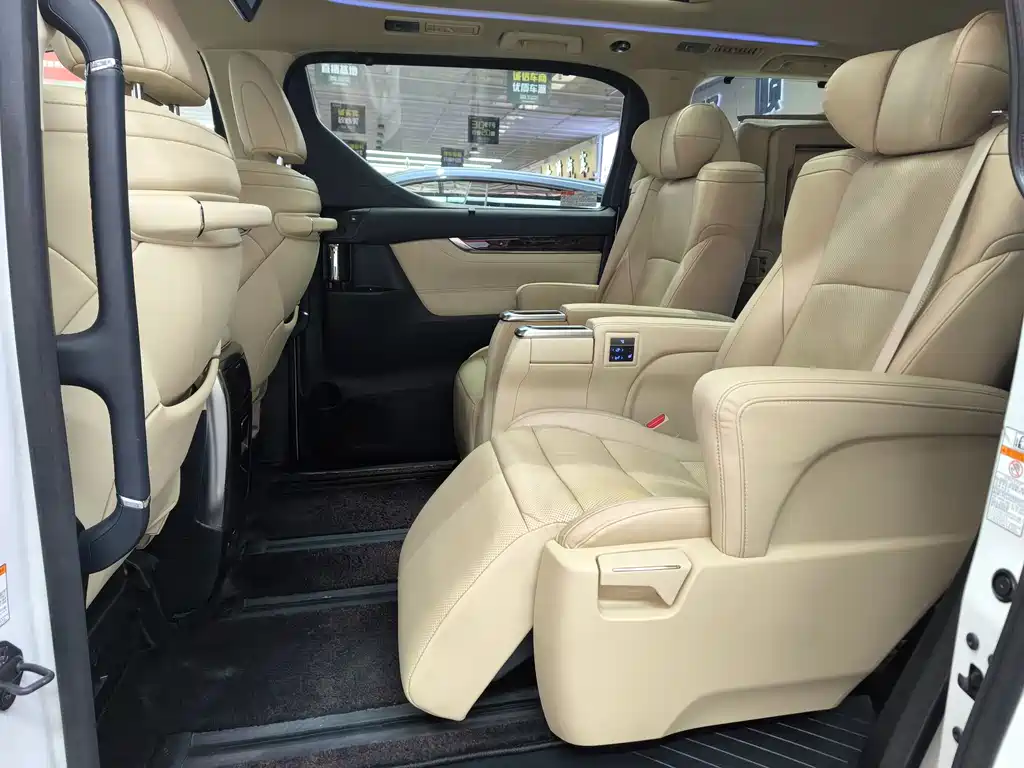 Toyota Toyota Alphard 2019 Dual Engine 2.5L Luxury Version 2020 - thumbnail 12
