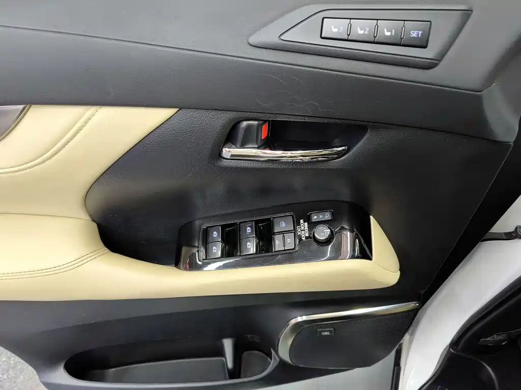 Toyota Toyota Alphard 2019 Dual Engine 2.5L Luxury Version 2020 - thumbnail 20