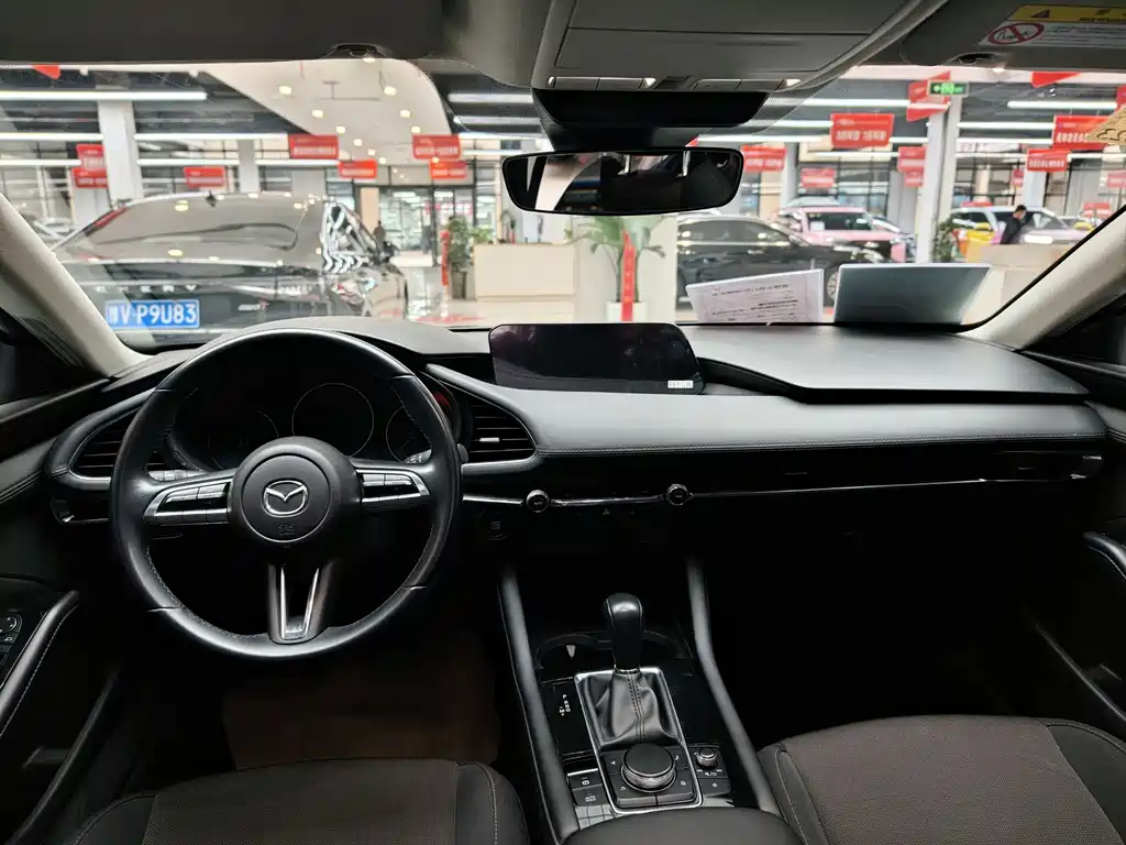 Mazda Mazda 3 Axela 2021 2.0L Automatic Premium Edition 2021 - thumbnail 17