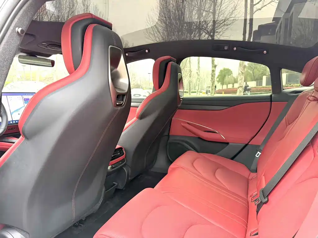 Xiaomi Automobile Xiaomi SU7 2024 RWD Long Range Intelligent Driving Edition 2025 - thumbnail 6