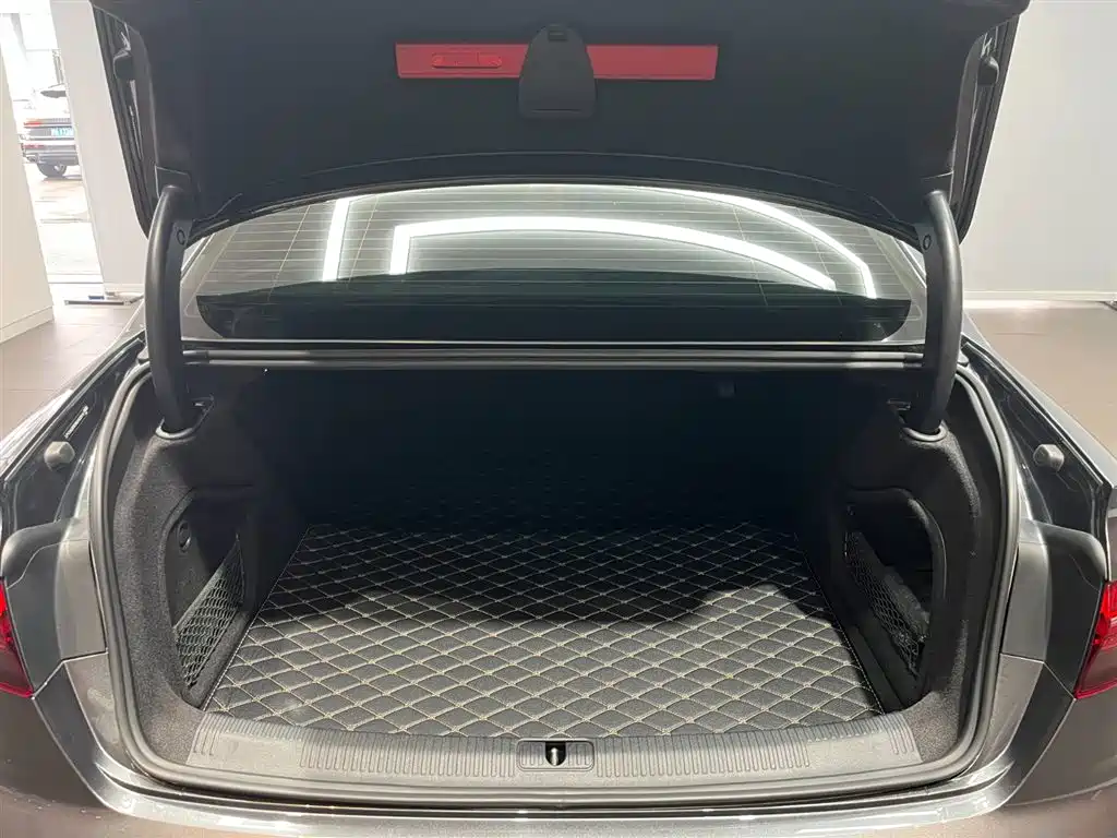 Audi Audi A4L 2023 40 TFSI Premium Dynamic Edition 2023 - thumbnail 9