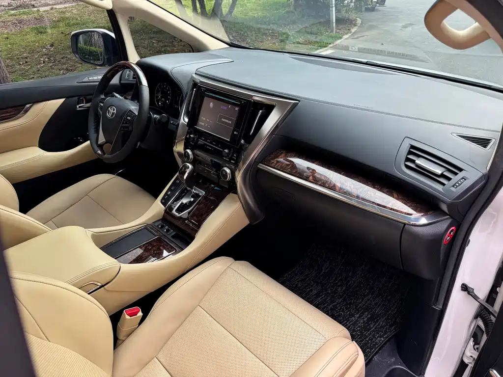 Toyota Alphard 2018 Model Year Facelift 3.5L Luxury Version 2018 - thumbnail 9