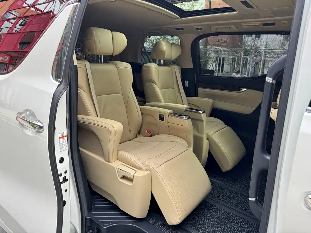 Toyota Alphard 2018 Model Year Facelift 3.5L Luxury Version 2018 - thumbnail 10