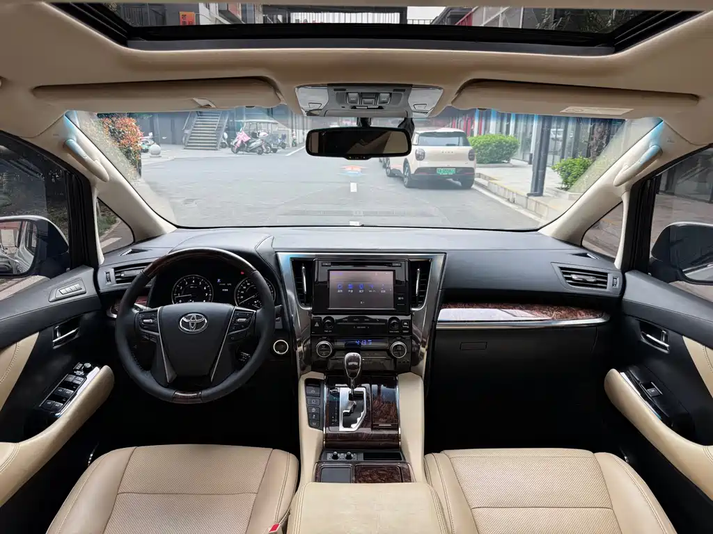 Toyota Alphard 2018 Model Year Facelift 3.5L Luxury Version 2018 - thumbnail 13