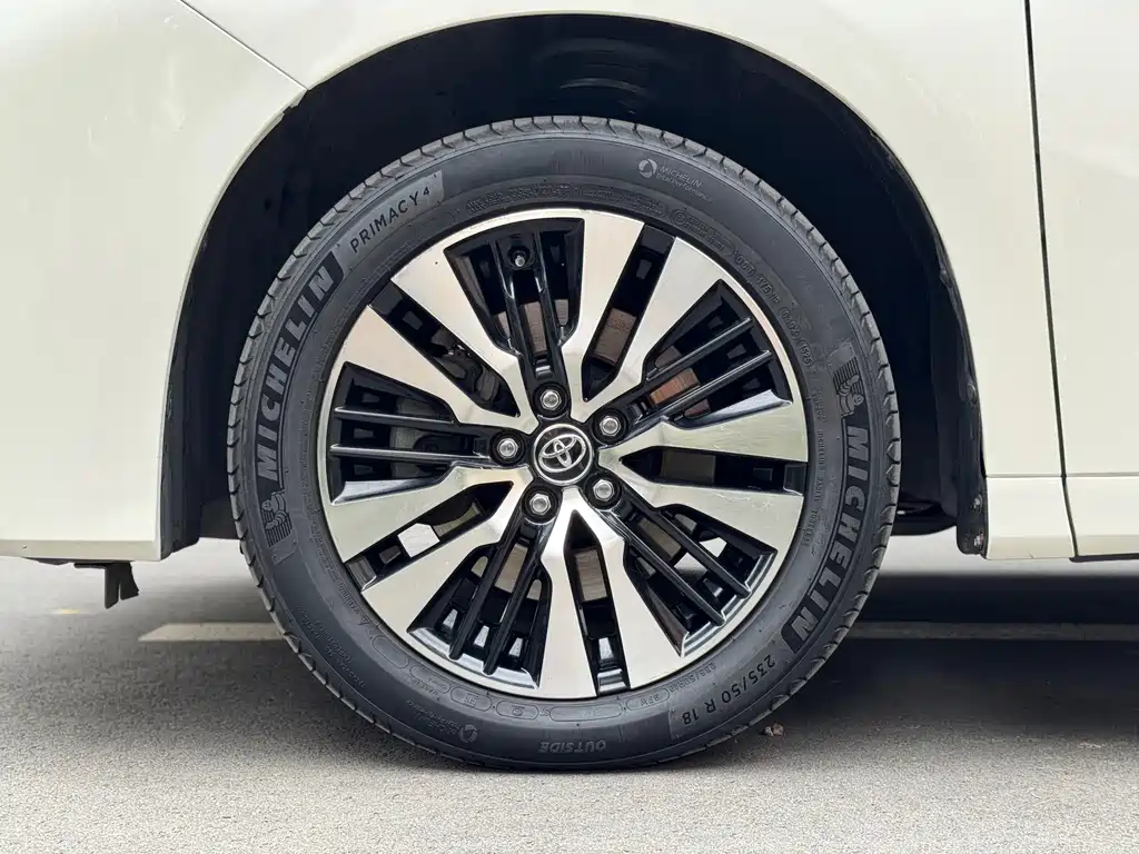 Toyota Alphard 2018 Model Year Facelift 3.5L Luxury Version 2018 - thumbnail 27