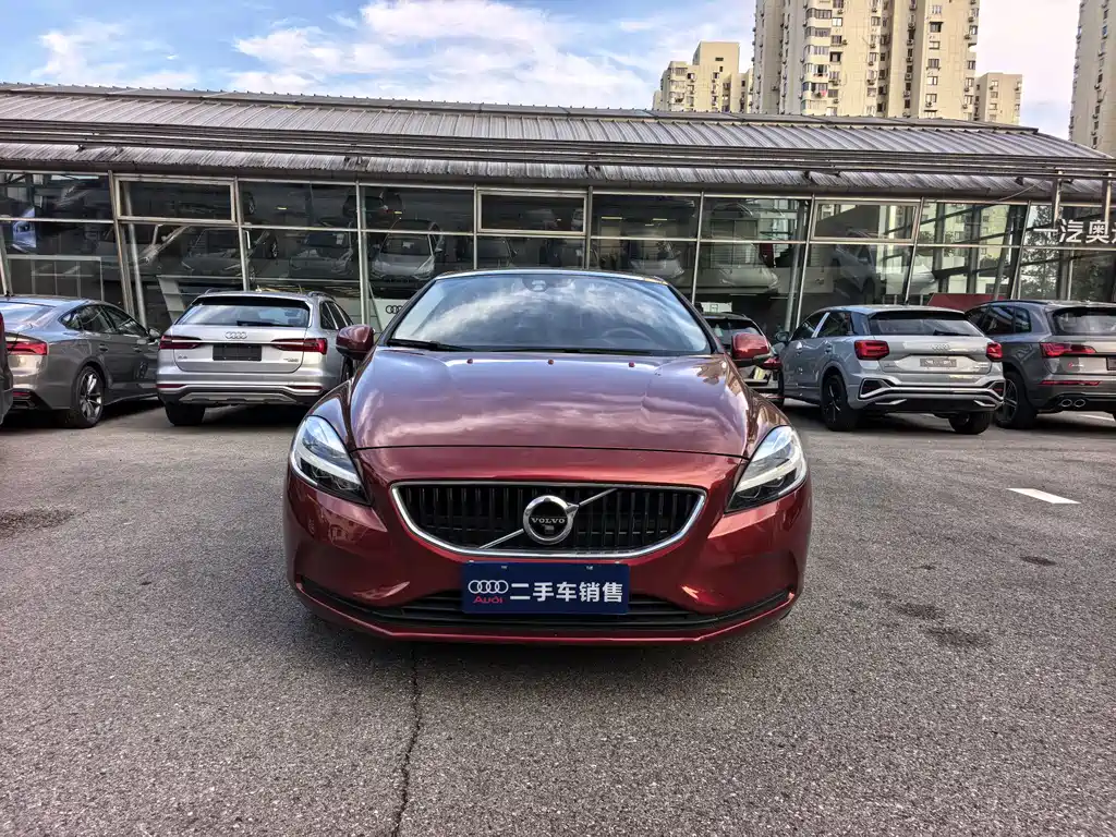 Volvo Volvo V40 2019 T3 Momentum 2019 - thumbnail 3