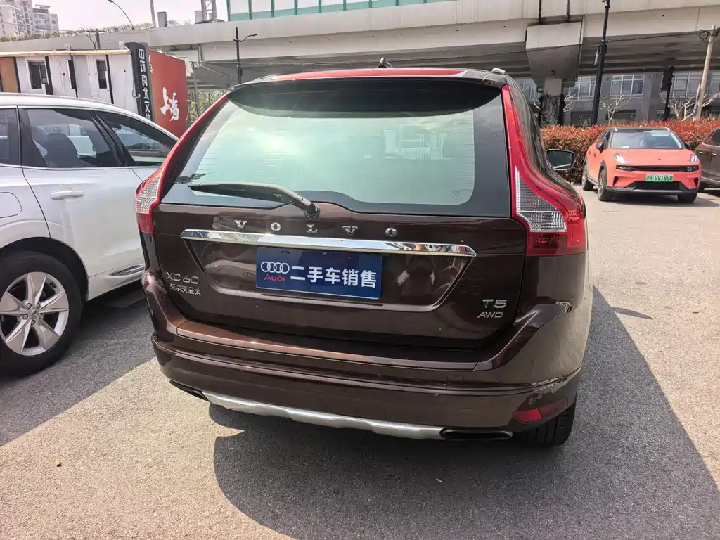 Volvo Volvo XC60 2016 T5 AWD Intelligent Edition 2016 - thumbnail 4