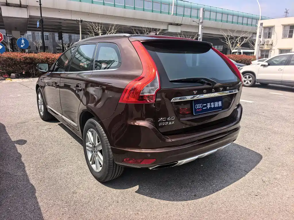 Volvo Volvo XC60 2016 T5 AWD Intelligent Edition 2016 - thumbnail 6