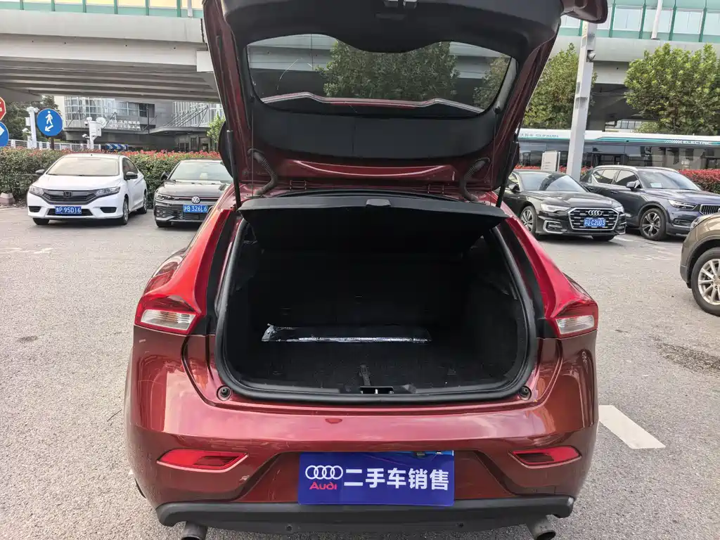 Volvo Volvo V40 2019 T3 Momentum 2019 - thumbnail 9