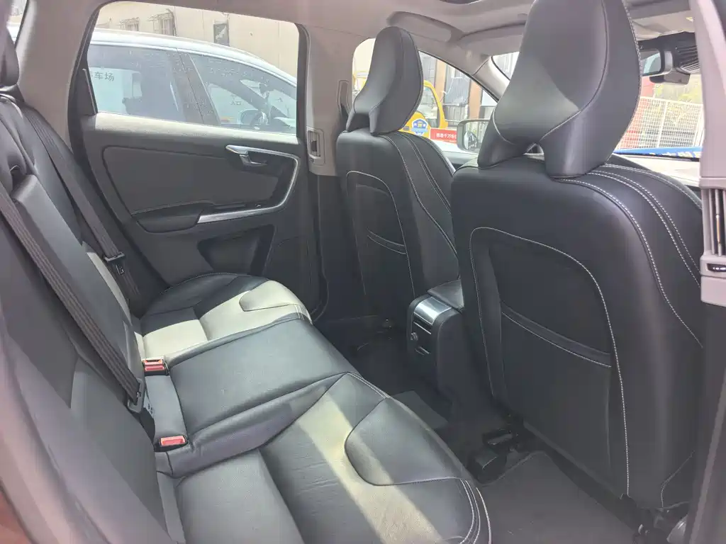 Volvo Volvo XC60 2016 T5 AWD Intelligent Edition 2016 - thumbnail 20