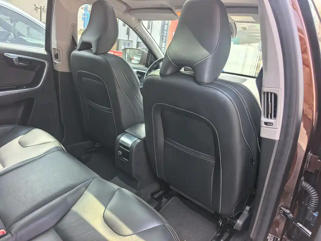 Volvo Volvo XC60 2016 T5 AWD Intelligent Edition 2016 - thumbnail 23