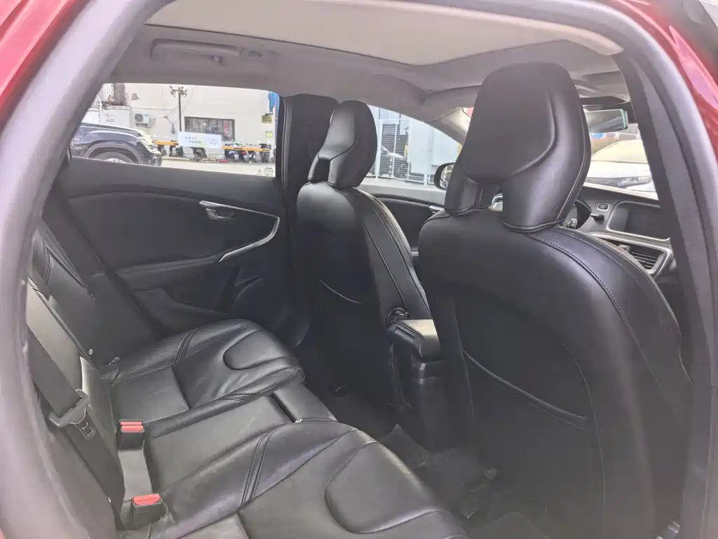 Volvo Volvo V40 2019 T3 Momentum 2019 - thumbnail 23