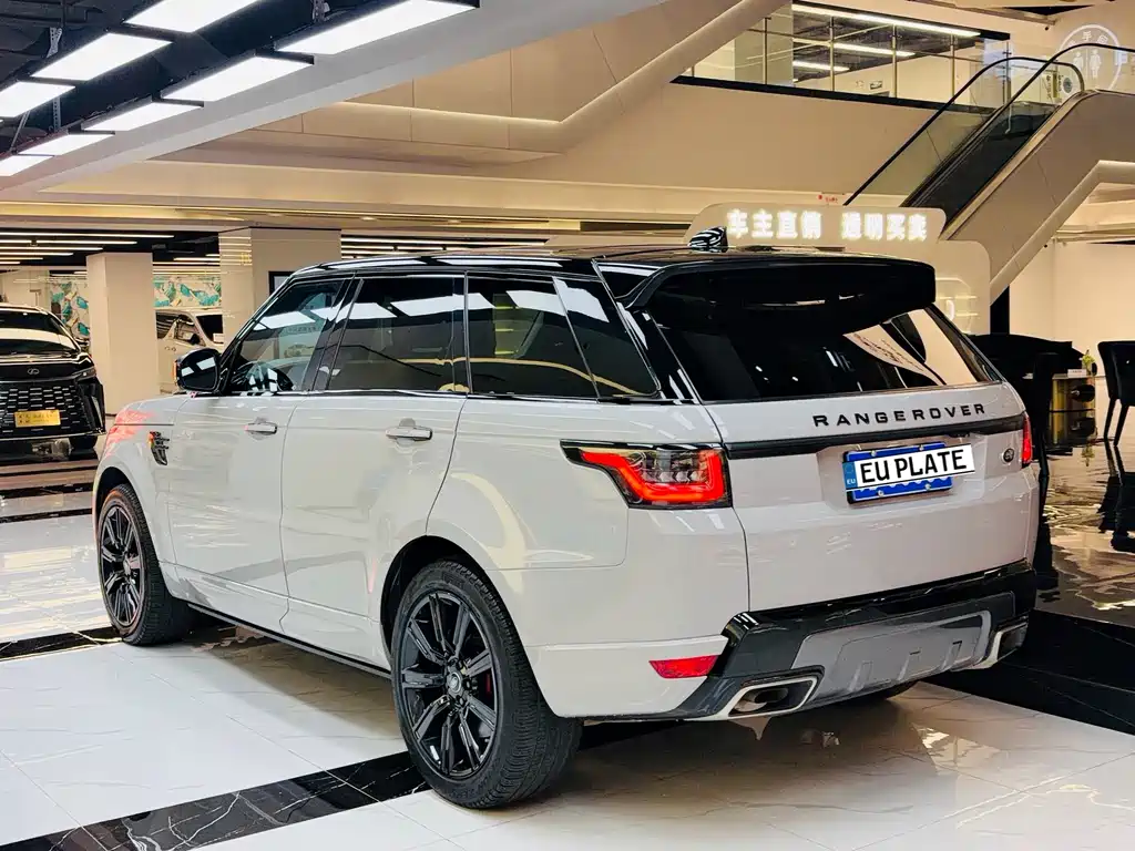 Land Rover Range Rover Sport 2021 3.0 L6 HST 2021 - thumbnail 3