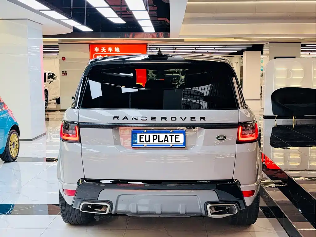 Land Rover Range Rover Sport 2021 3.0 L6 HST 2021 - thumbnail 4