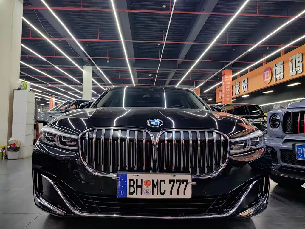 BMW BMW 7 Series 2019 740Li Leading Model Luxury Package 2019 - thumbnail 2