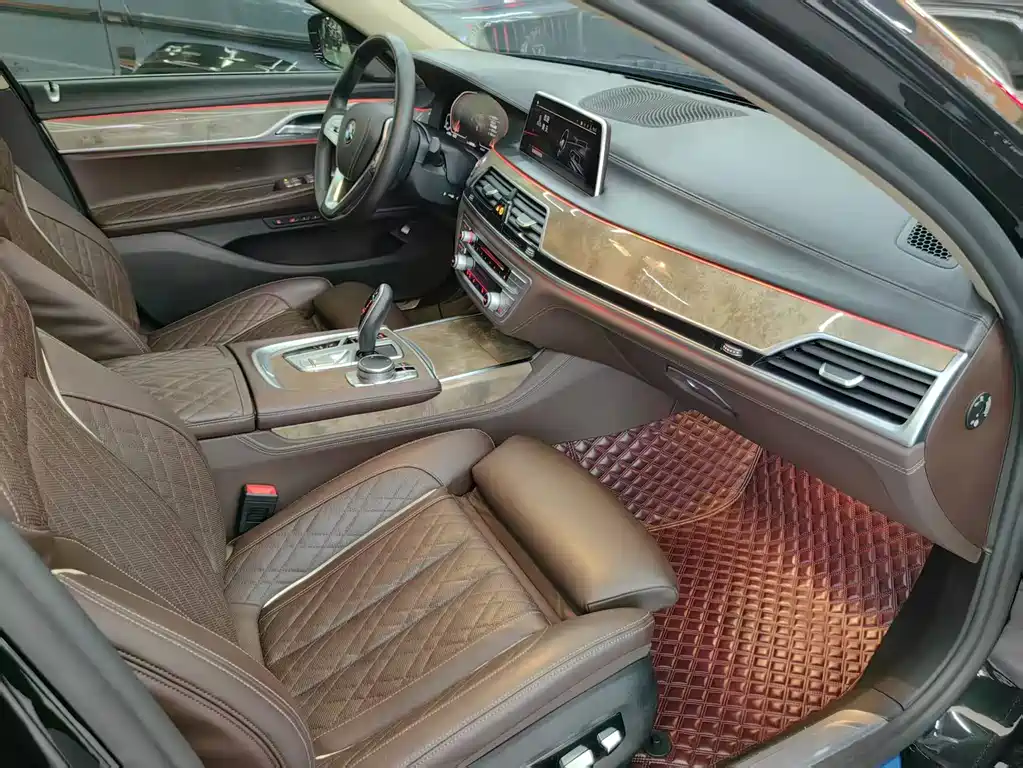 BMW BMW 7 Series 2019 740Li Leading Model Luxury Package 2019 - thumbnail 4