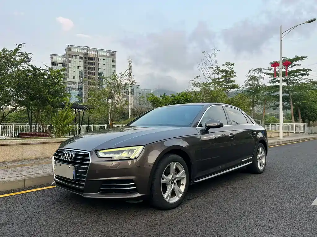 Audi Audi A4L 2018 30th Anniversary Edition 40 TFSI Progressive 2018