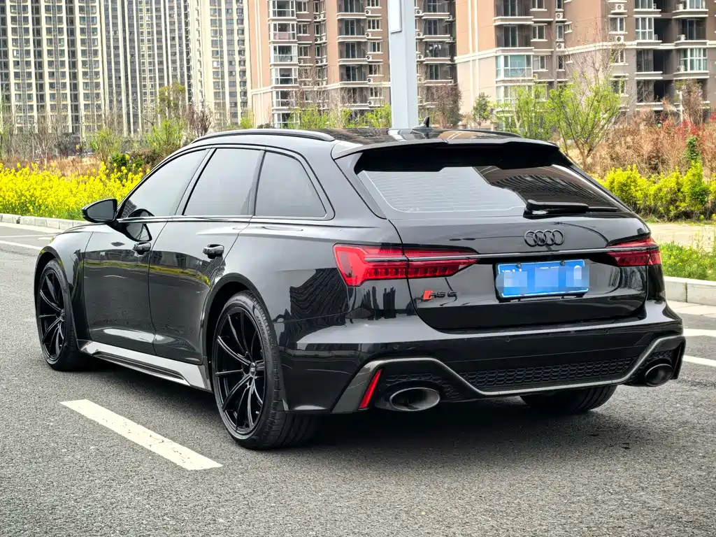 Audi Audi RS 6 2024 RS 6 4.0T Avant Performance 2025 - thumbnail 5