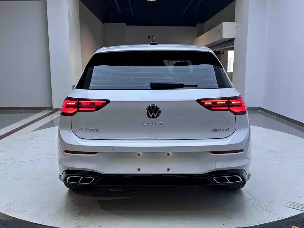 Volkswagen Golf 2023 Model Year Facelift 280TSI DSG R-Line Lite 2023 - thumbnail 5
