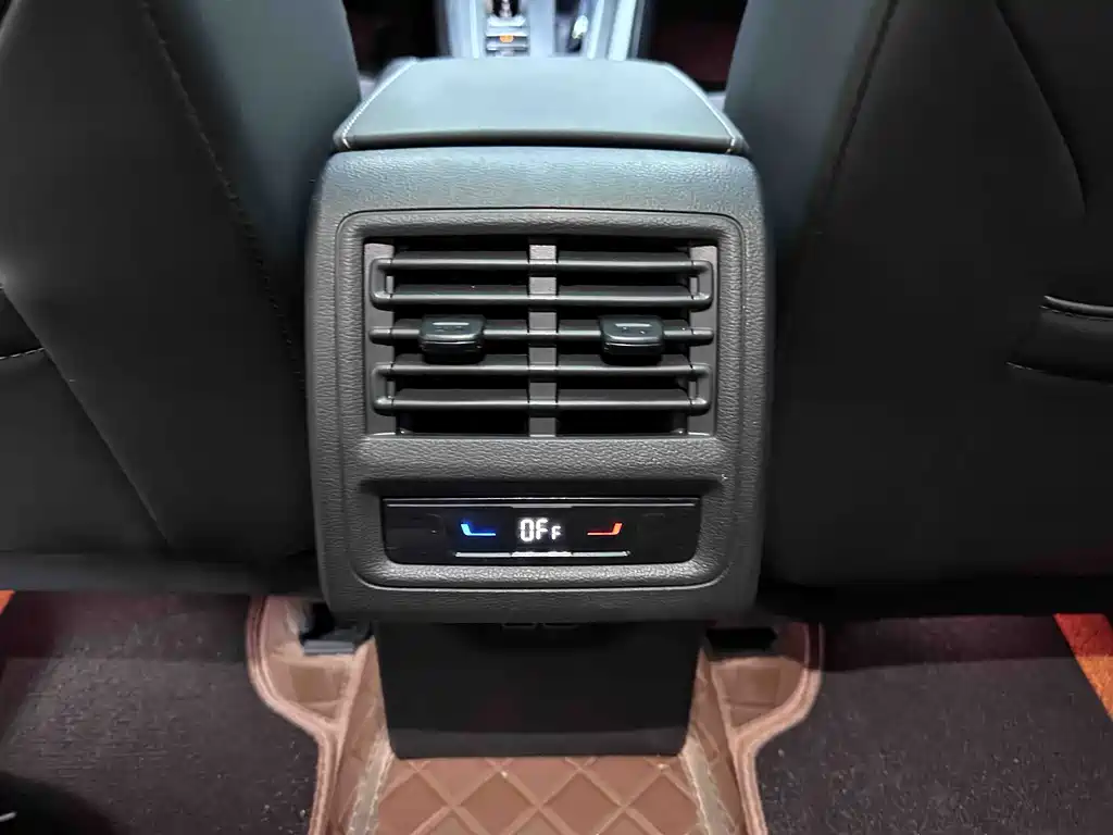 Volkswagen Golf 2023 Model Year Facelift 280TSI DSG R-Line Lite 2023 - thumbnail 15