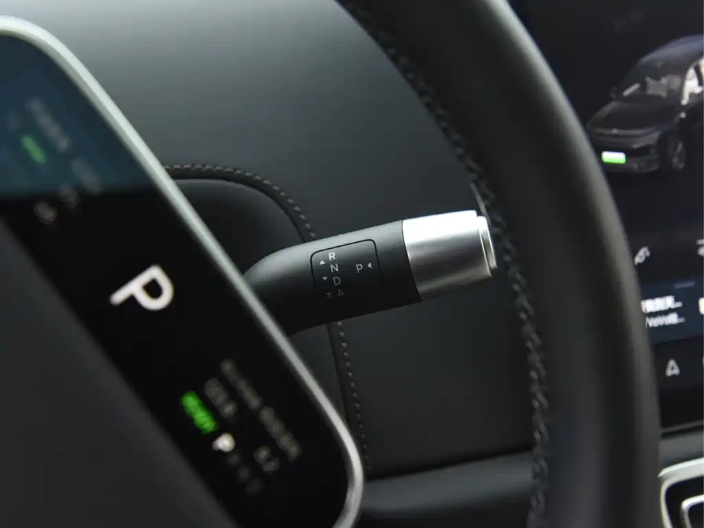 Li Auto Li L9 2024 Ultra 2025 - thumbnail 9